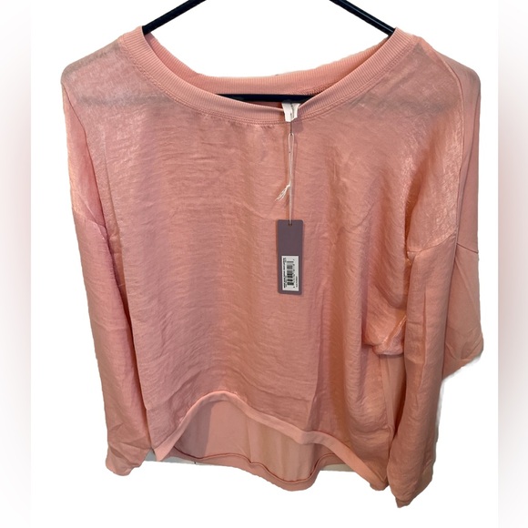 Bare Necessities Satin Jersey long sleeve crew sweater size medium color pink - Picture 14 of 14